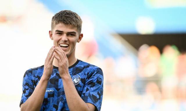 原创从0球1助到10球8助新卡卡再度崛起ac米兰或成冤大头