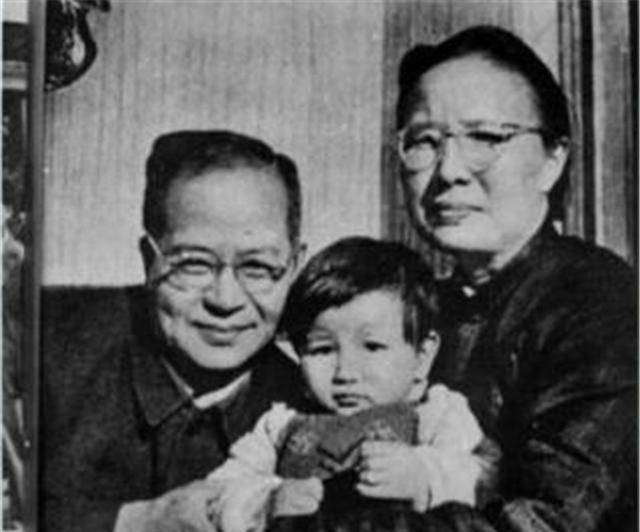 原创吴晗坏孩子上清华逃课抽烟打麻将数学零分却被录取