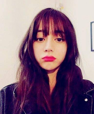 迪丽热巴的齐刘海一言难尽秒变网红脸baby却美翻了