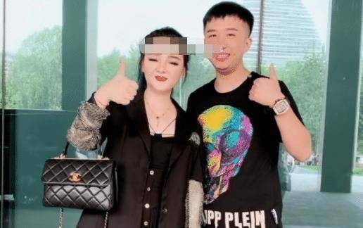辛巴徒弟蛋蛋斥责逆徒表示:有的人哭着喊着跟你说,你就是我的恩人,你