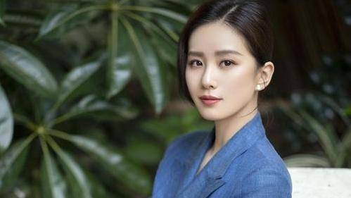 原创刘诗诗面相疑变温婉女神变犀利美人网友热议是否整容过头