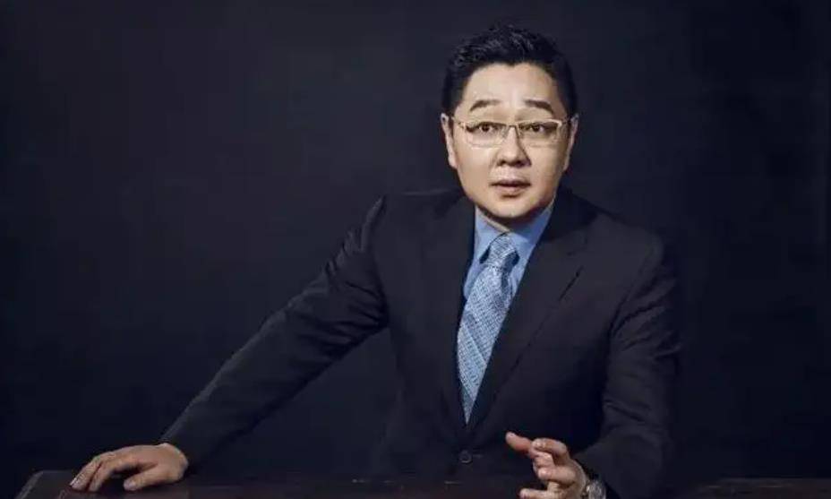 原创舌战女海归身陷晕倒门事件与撒贝宁互呛张绍刚招谁惹谁了