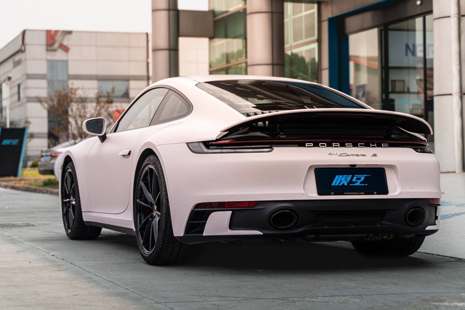 保时捷911lb改色膜消光贝壳粉元气满满的少女心