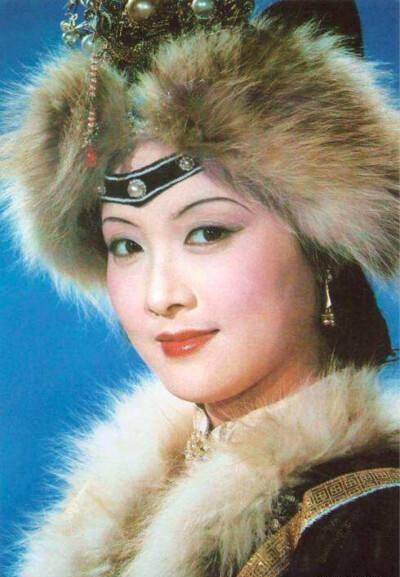 十二钗现状:有人满头白发,有人貌美依旧,她最普通_陈晓旭_张莉_姬玉