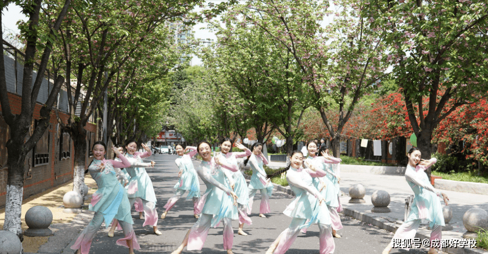 升级导弹系统打下牙科价格列五中学的4月才艺很兴奋情怀很热烈