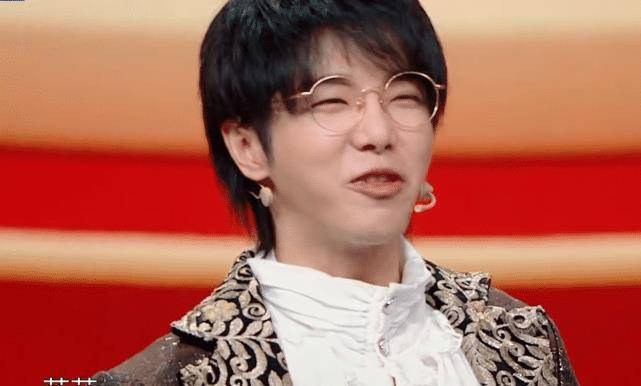 原创关晓彤给自己取英文名故意用偶像名字听到叫啥鹿晗不吃醋