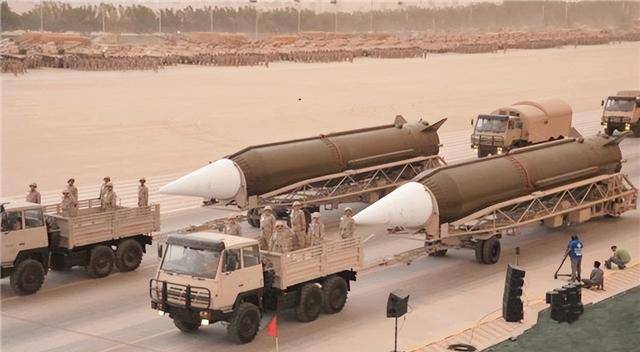 此国150亿请我国驻军花35亿买东风导弹换来三十多年的安全