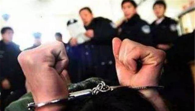 他是畏罪潜逃16年的杀人犯被逮捕时竟变成佛门高僧