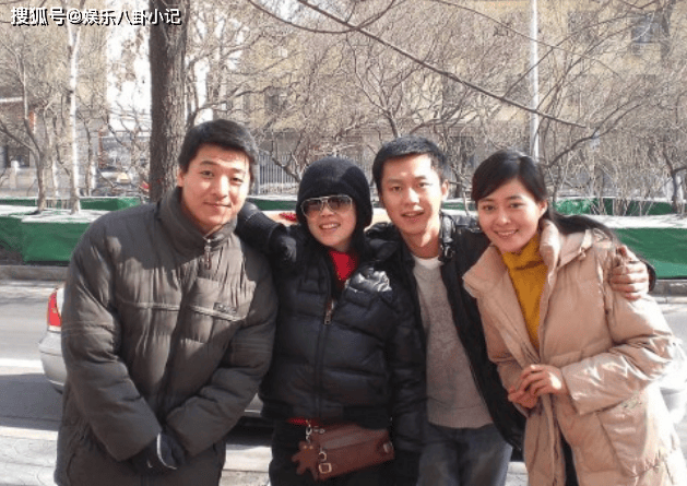 原创他是罗晋同班同学凭闯关东火出圈与初恋结婚16年零绯闻