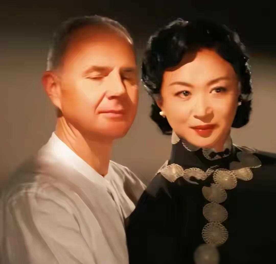 祝贺金星再婚穿金戴银贵气十足