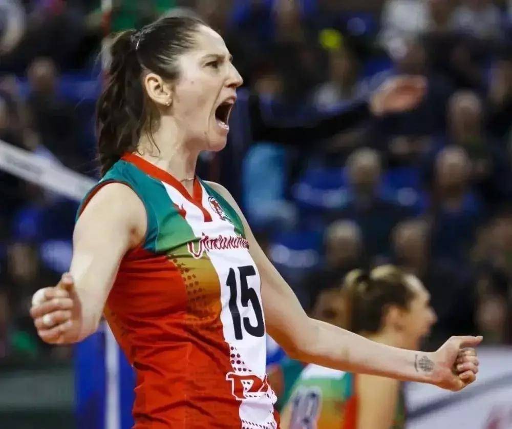 科舍列娃宣布退役 排球打开世界大门 没有什么不可能_进攻_俄罗斯