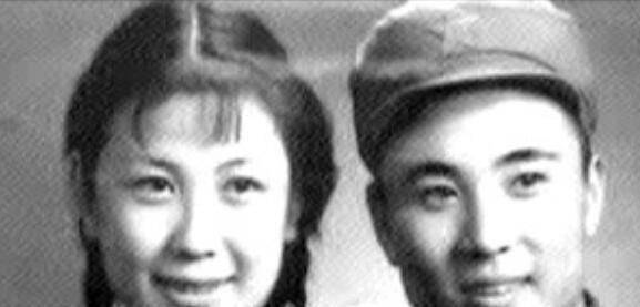 卖傻逃出,经历两段感情后,终获真爱,却在38岁自杀_严凤英_甘律_孩子