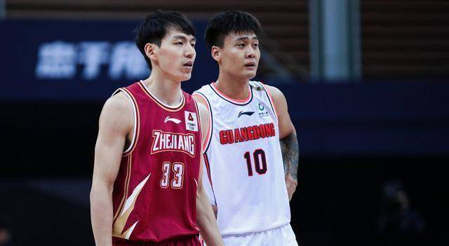 广东宏远3连胜轻取浙江男篮国手遭遇重伤吴前仅得5分