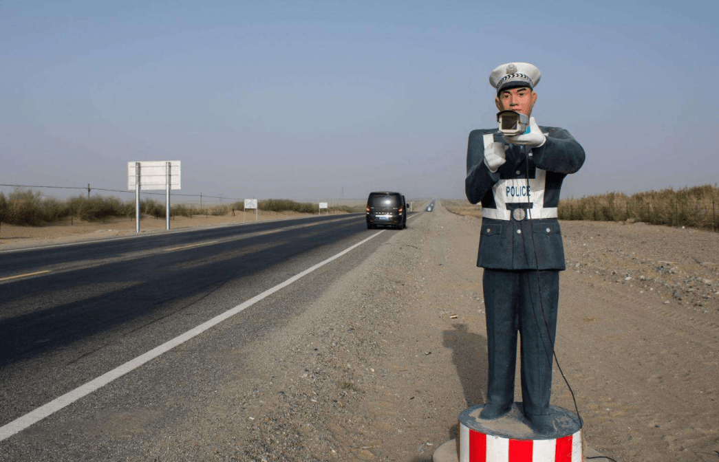 交警图片 站岗图片