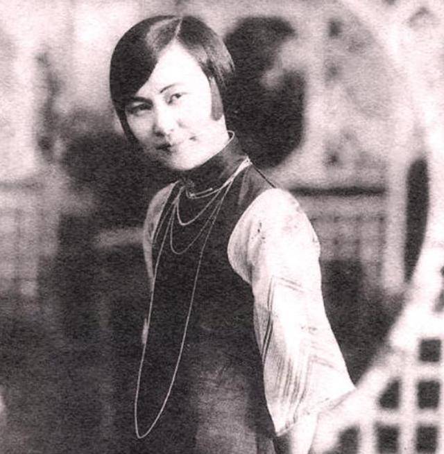 原创半世荣华半世衰民国女星杨耐梅曾纵横上海滩晚年却在街头乞讨