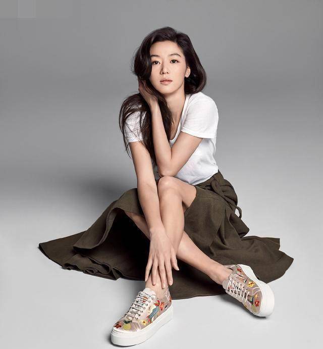 原创冠绝无双风华独秀她是星星般的全智贤