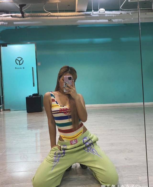 九零后女歌手王菊之前参加《创造101》的选拔,因此开始受到大家的关注