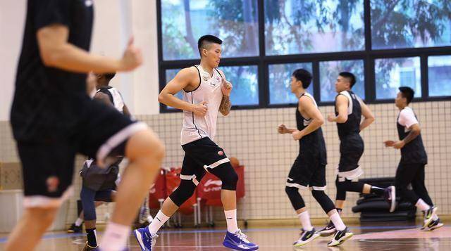 原创广东队最新消息马尚状态神勇大外援办理签证太阳哥伤愈复出