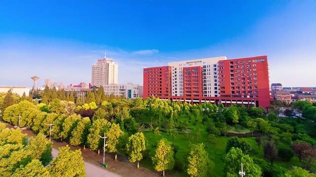 长江大学正式揭牌这一"重磅学院"!_湖北省_科技_成功