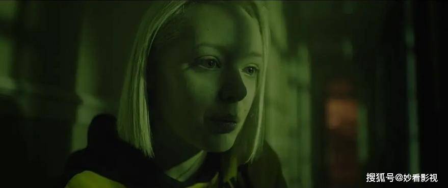 平凡英雄末世求生挑战逃出危城第1季