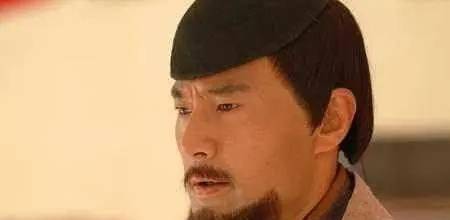 李世民带六个骑兵骂颉利可汗时颉利为什么不用箭雨射