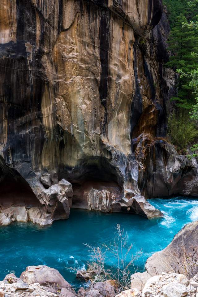 尼屋到八盖地图上没有的路藏在深山里的易贡大峡谷