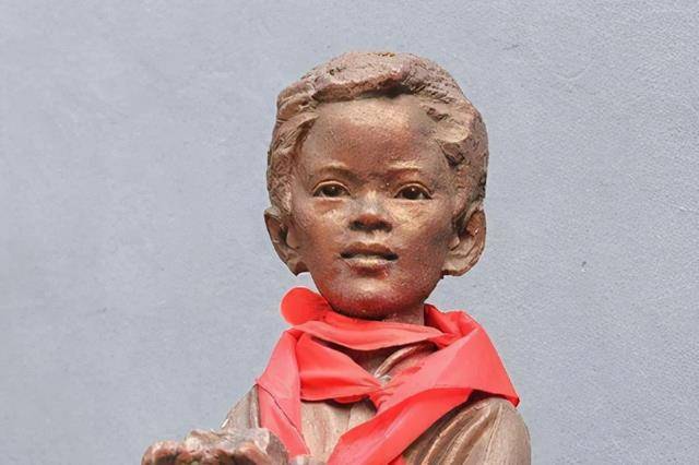 小萝卜头宋振中8个月随父母入狱9岁牺牲家人现状如何