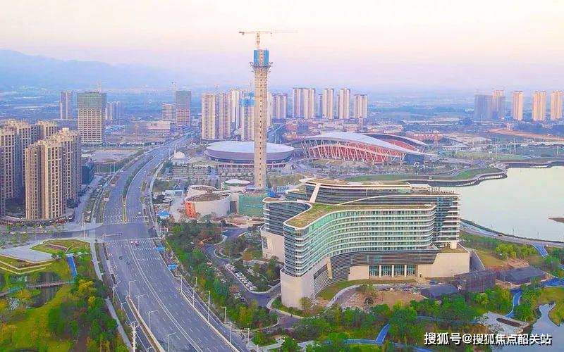 【肇庆】湾区西部华侨城售楼处电话:400-639-8010【售楼中心】营销