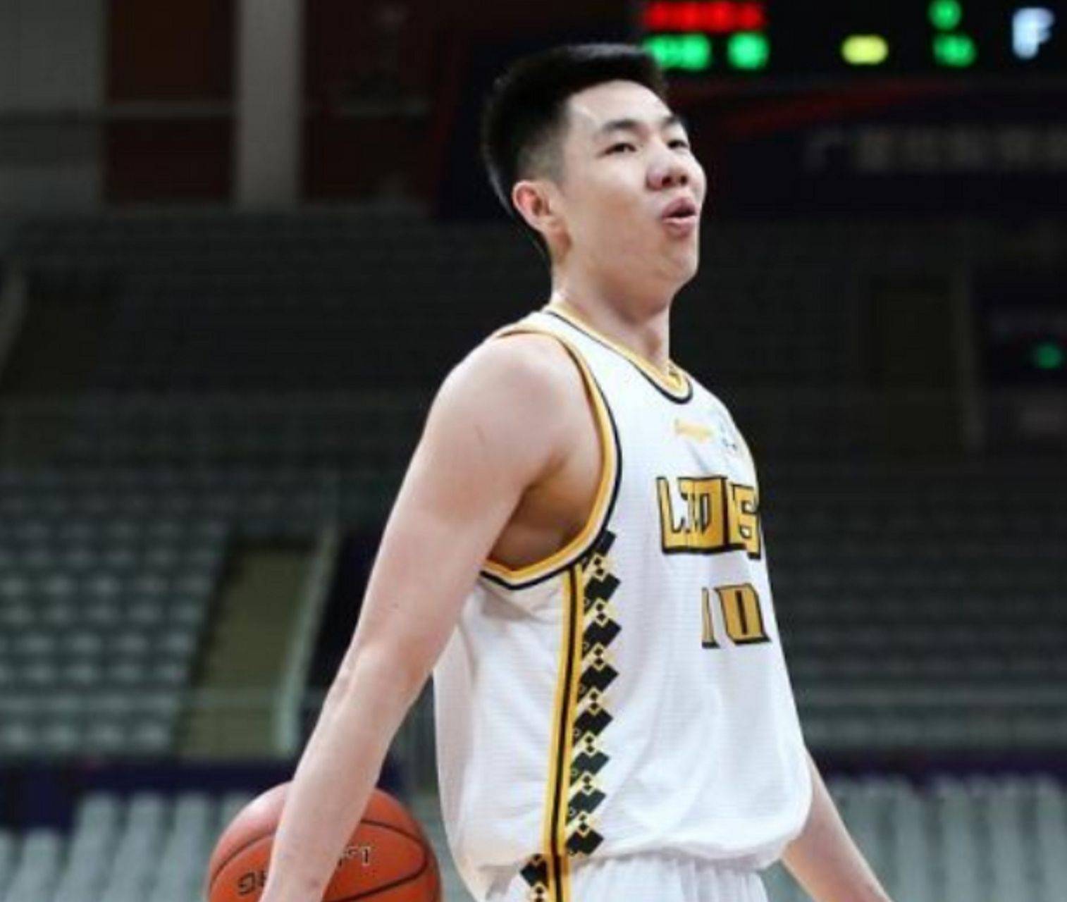 原创广厦男篮10996山西王博还有底牌没亮2吗01锋线被雪藏