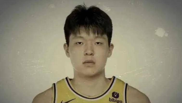 原创完成第一轮的第六个选秀权12年nba等了王哲林12年