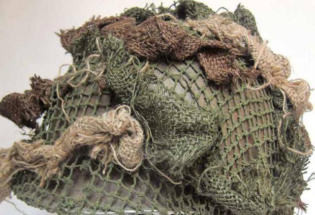 原创二战电影中美军头盔上装的渔网据说拯救十几万美军性命