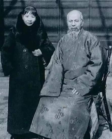 齐白石传奇夫人胡宝珠的罕见照片结婚那年齐白石57岁她18岁