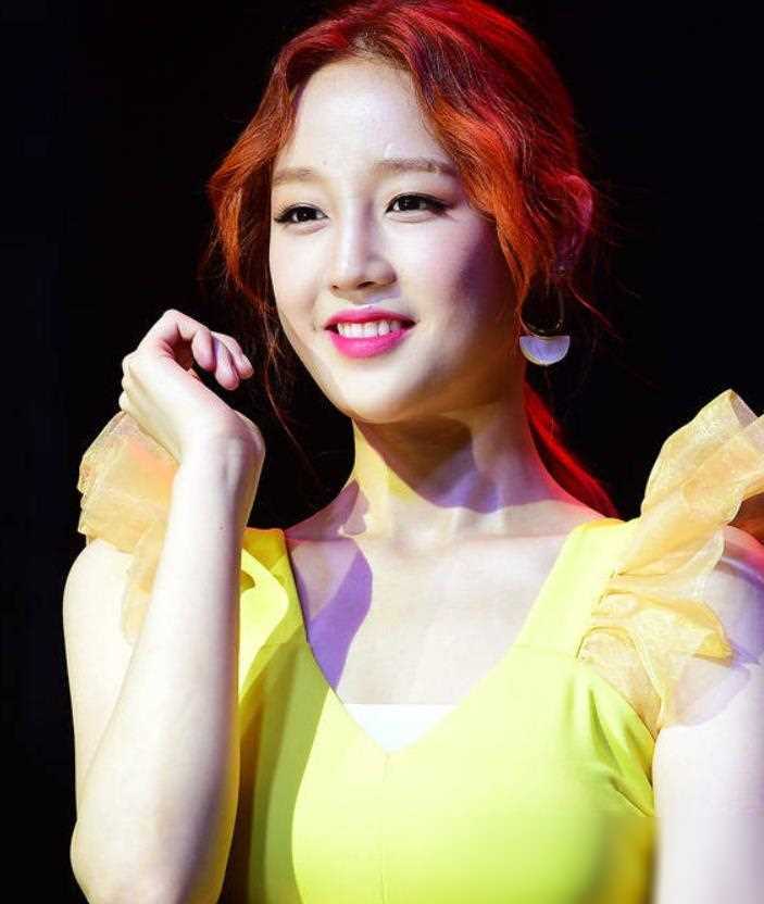 韩国女歌手朴宝蓝离世,年仅30岁,令人惋惜.