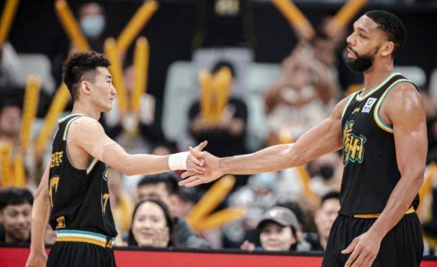 原创cba季后赛风云广州马队领先晋级激烈对决再现以下克上戏码