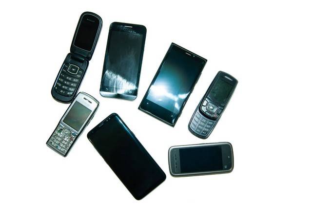 揭秘手机品牌背后的‘调校’思维：真相大白还是误导消费者？
