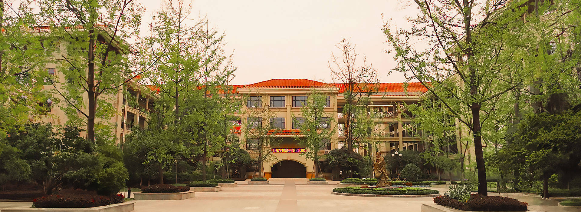 眉山这所实力高中被称为涨分王天府新区行知学校