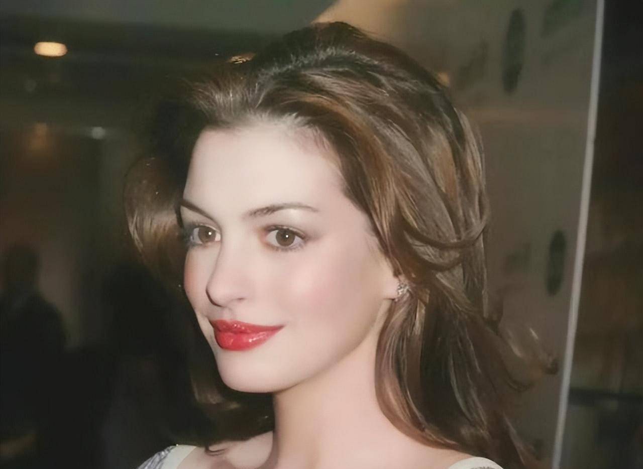 原创看看好莱坞那些80后妖艳女星谁曾是走进你心里的那个