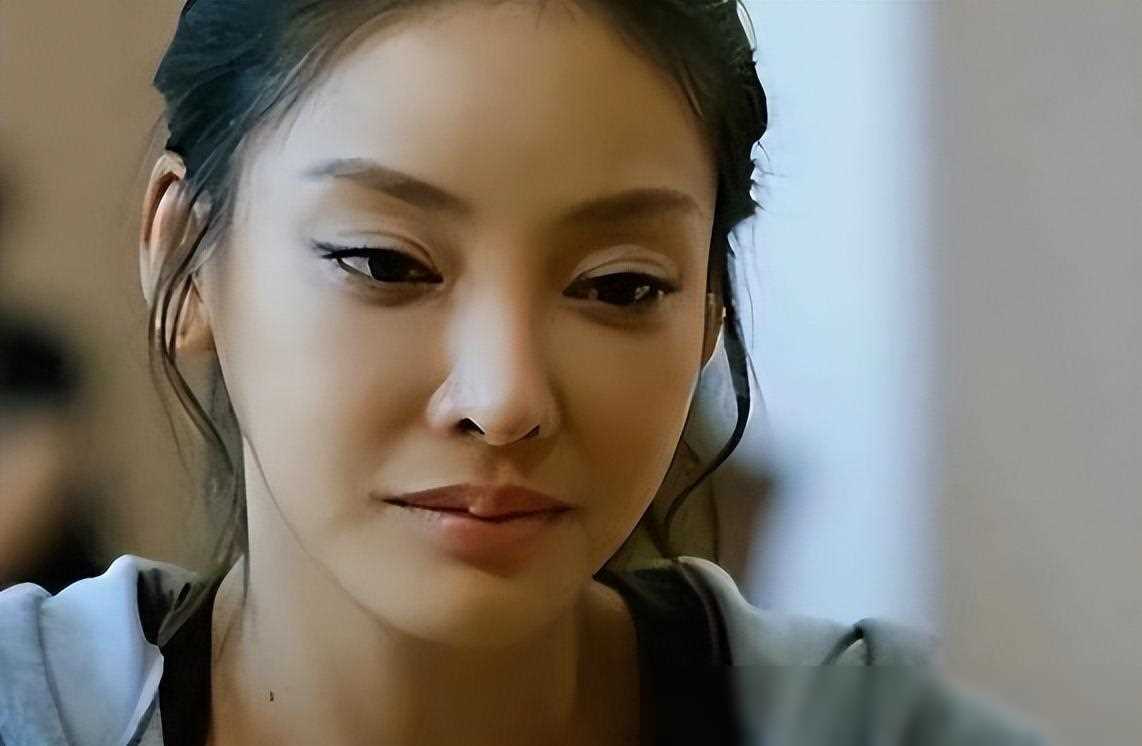 张紫妍自杀背后曾同时接待4个财阀身心受创无法行走