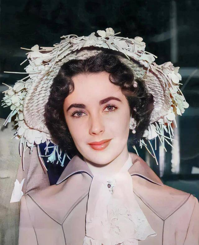 好莱坞黄金时代的女星她们的颜值惊艳了时光