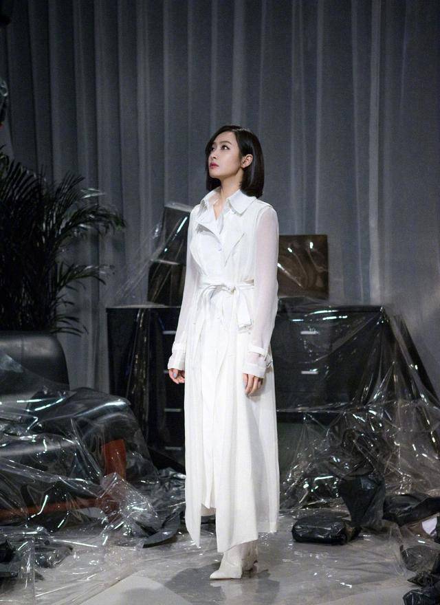 原创宋茜新歌mv逆袭大翻身身穿衬衫裙美成小仙女绝美落泪演技炸裂设计