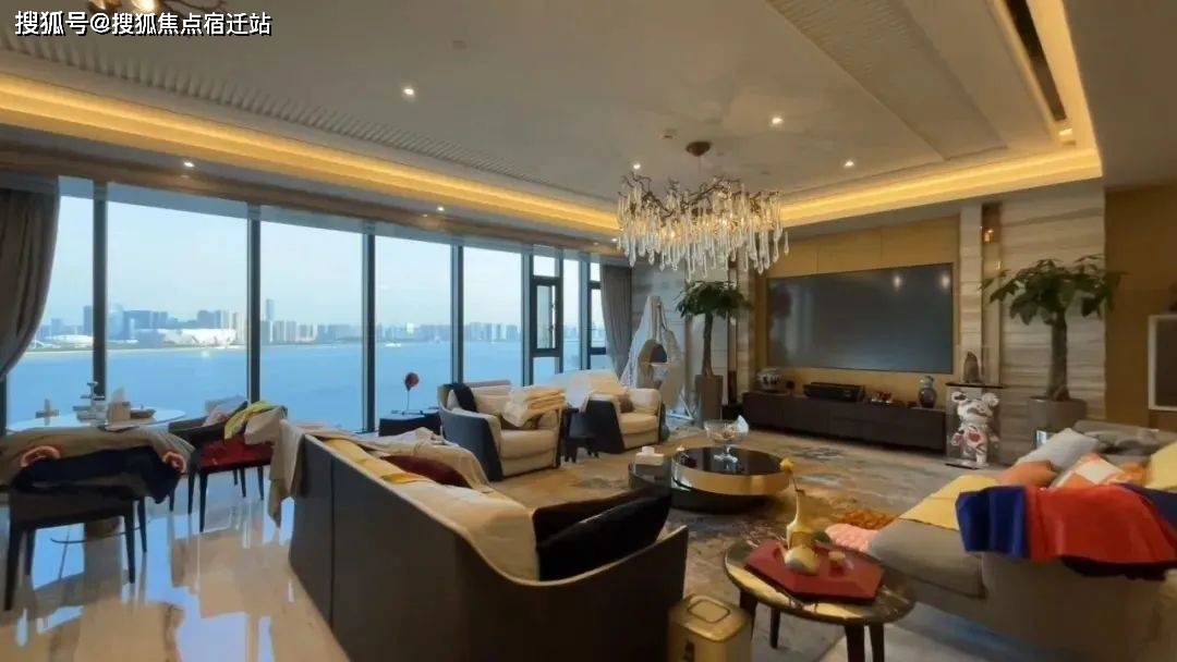 杭州钱塘公馆光影交错间谱写归家的闲适