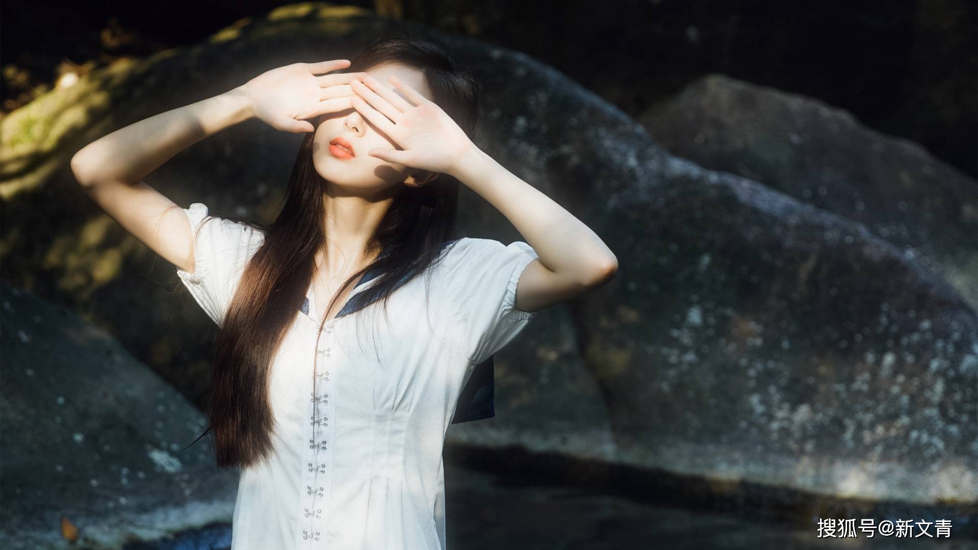 半朵人物专访秦碧莲:读书以求自由,点燃生命的余温