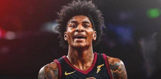 这哥们在后来用白菜价被交易到了火箭队,骑士只拿了前55顺位保护的