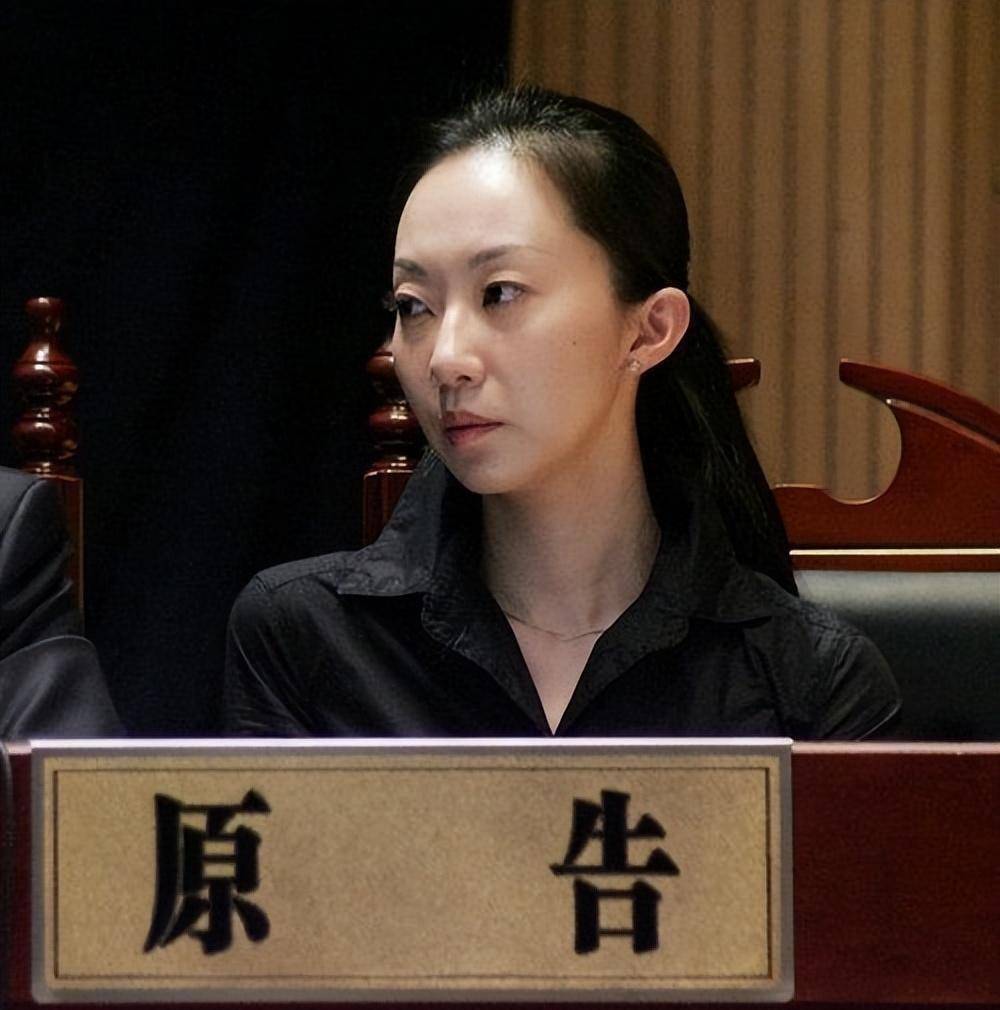 原创侯耀文原著死后4年下葬继承大战风雨飘摇但亲情最终战胜一切