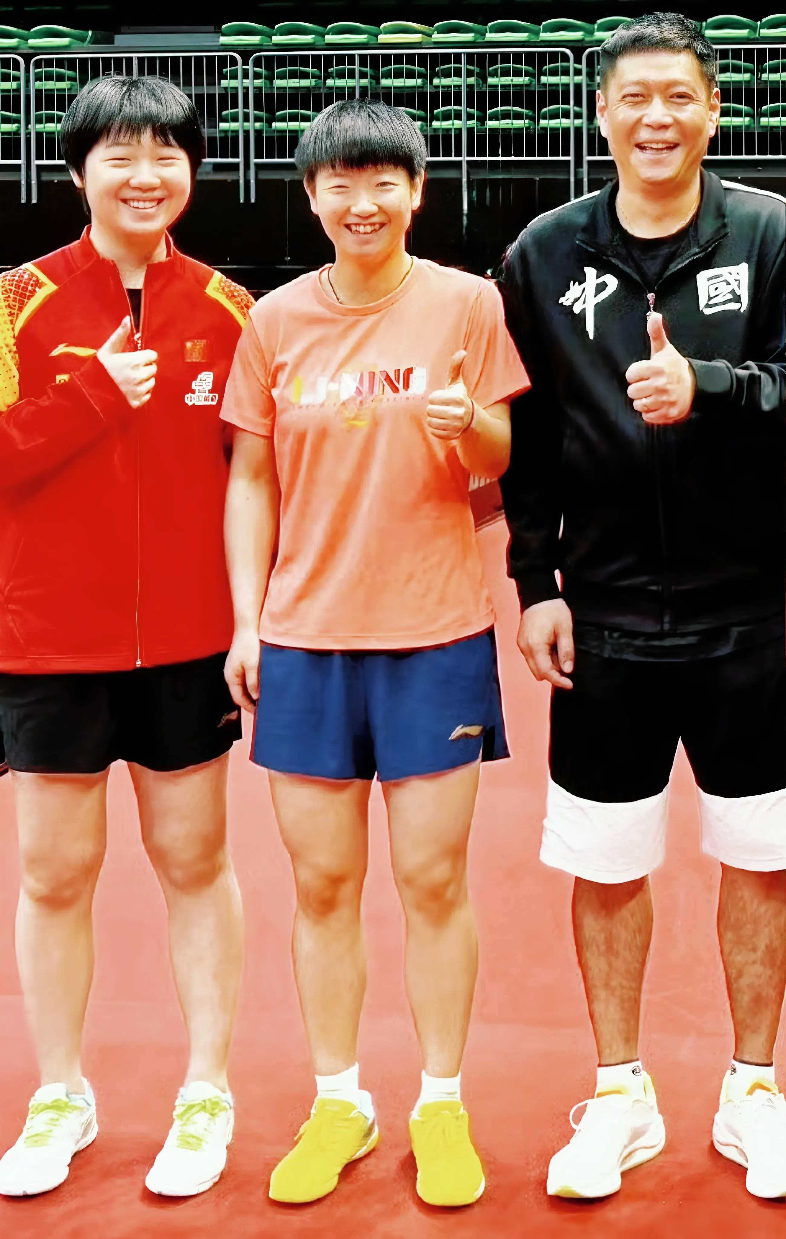 国乒澳门适应世界杯场地女队6将配对互练教练组意图清晰可见