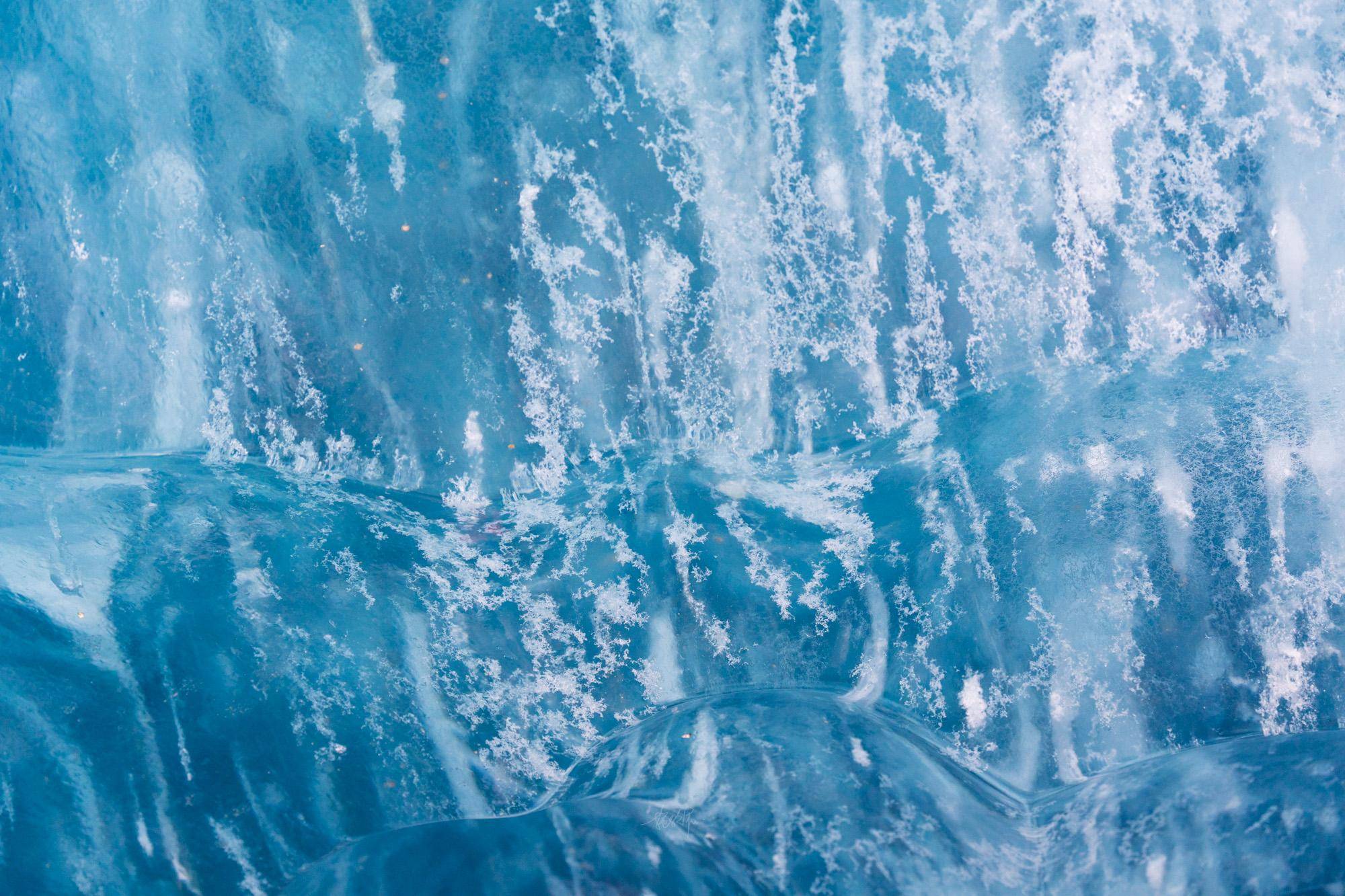 雅隆冰川,超大海洋性冰川,身临其境次才知道原来蓝冰洞是真的蓝