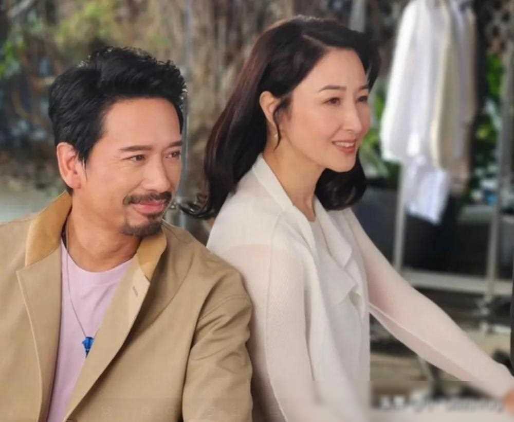 关咏荷复出拍广告，张家辉夫妇资产变动引热议-关咏荷张家辉近况