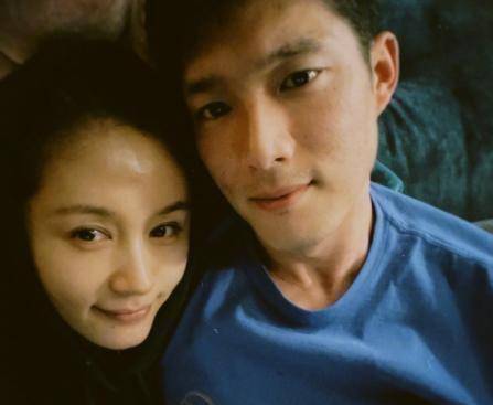 与吴永恩的合照,称自己被他们宠坏了,祝他们永远幸福_节目_照片_外界