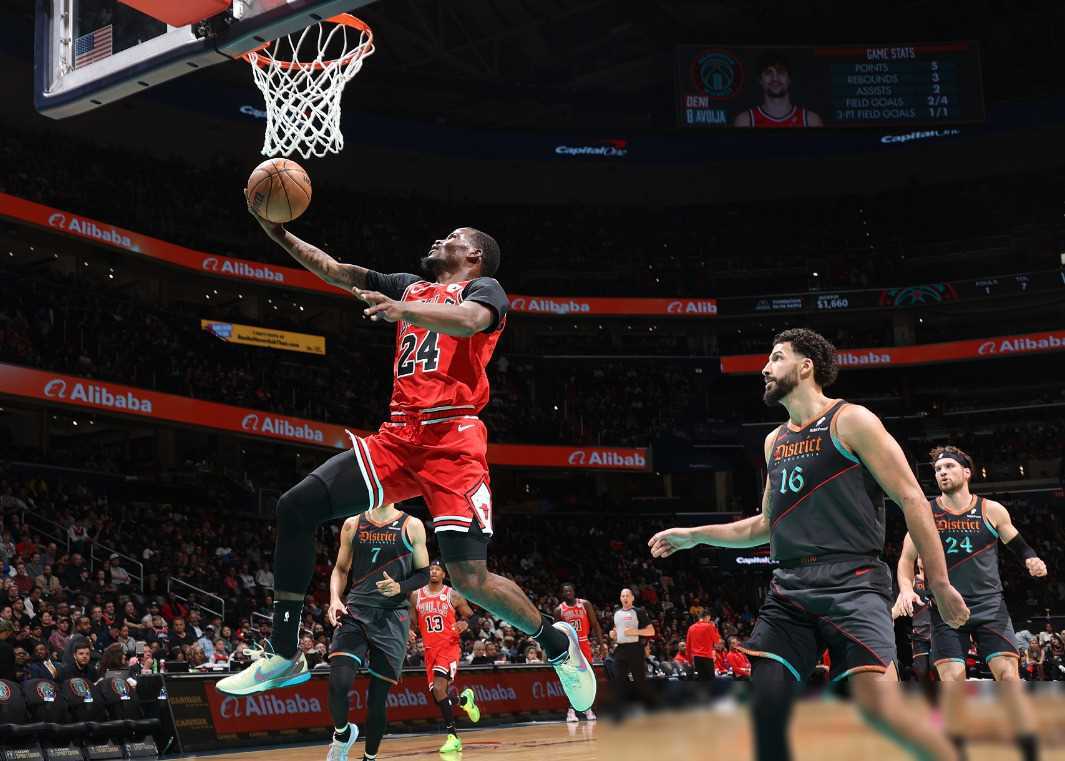 公牛球员萨诺戈创造历史之夜:分板罚球绝杀,米新纪录!