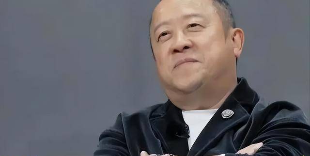 借着拍戏之名强行"揩油",娱乐圈"灯下黑"不止于此_杨幂_曾志伟_时候